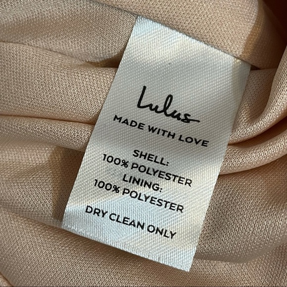 Lulu’s NWT Thoughts Of Hue Gardenia Formal Dress - Picture 12 of 12